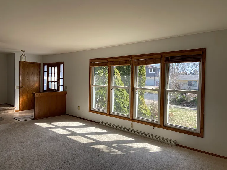 Living room (Main level)