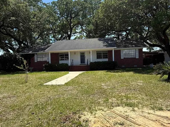 6107 Confederate Dr, Pensacola, FL 32503