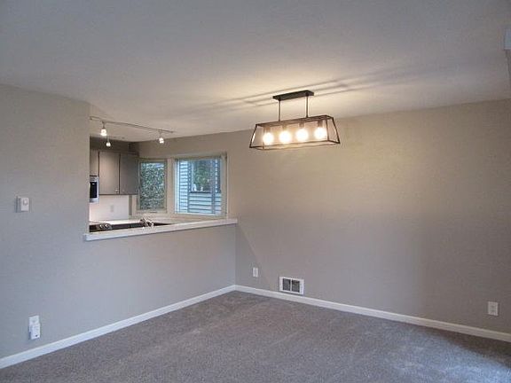 5th image of 7014 116th Ave NE APT B