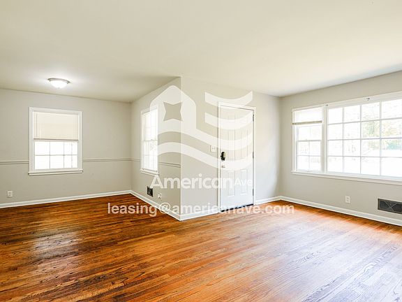 58228_004_living_room_4.jpg