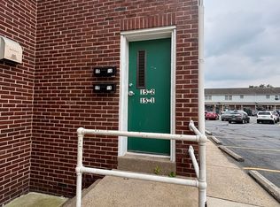 15-1 W Water St, Hellertown, PA 18055
