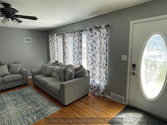 3rd image of 2608 W Koenig St