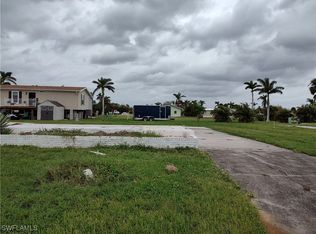 10 Cottonwood Dr, Fort Myers, FL 33908
