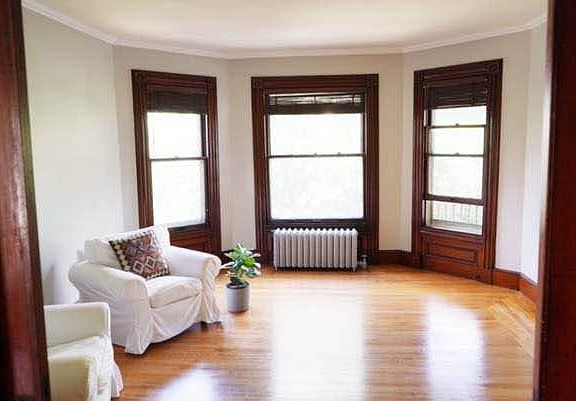 4th image of 175 Ellsworth Ave #2