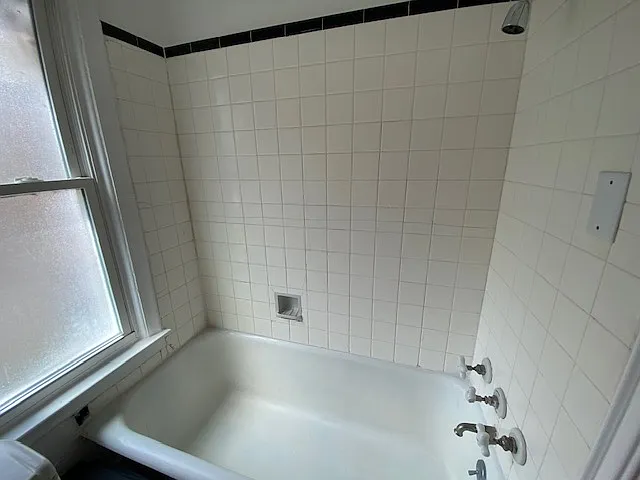 605 W Hoover Ave #3 — Photo 11