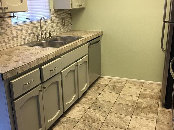 5th image of 3119 W Cochise Dr Unit 206