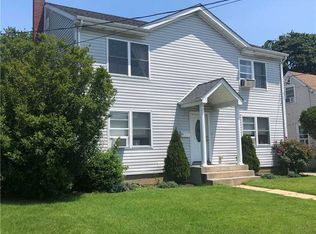 67 Walton Ave, Uniondale, NY 11553