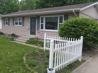 1814 2nd Ave NW, Waverly, IA 50677