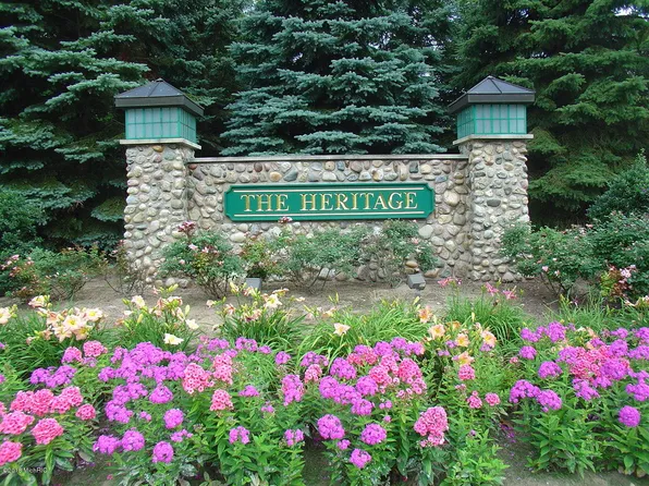 2677 Heritage Way, Stevensville, MI 49127