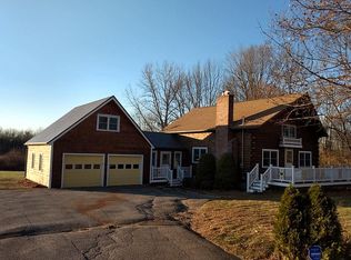 25 Podunk Rd, Sturbridge, MA 01566