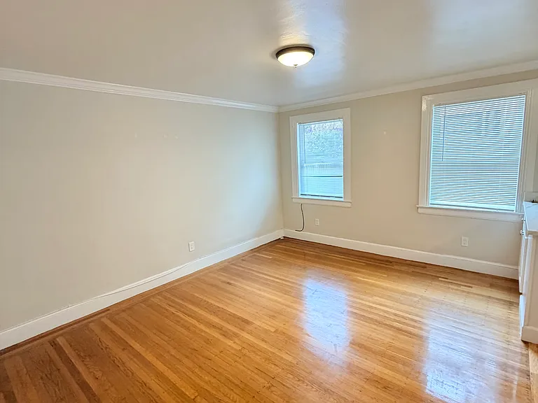 1945 Clay St #2 — Photo 1