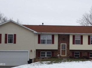 1597 Smiley Dr, New Windsor, MD 21776