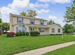 4409 Copper Ridge Rd, Champaign, IL 61822