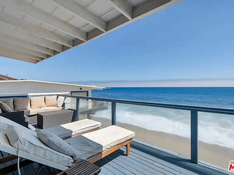 24528 Malibu Rd — Photo 48