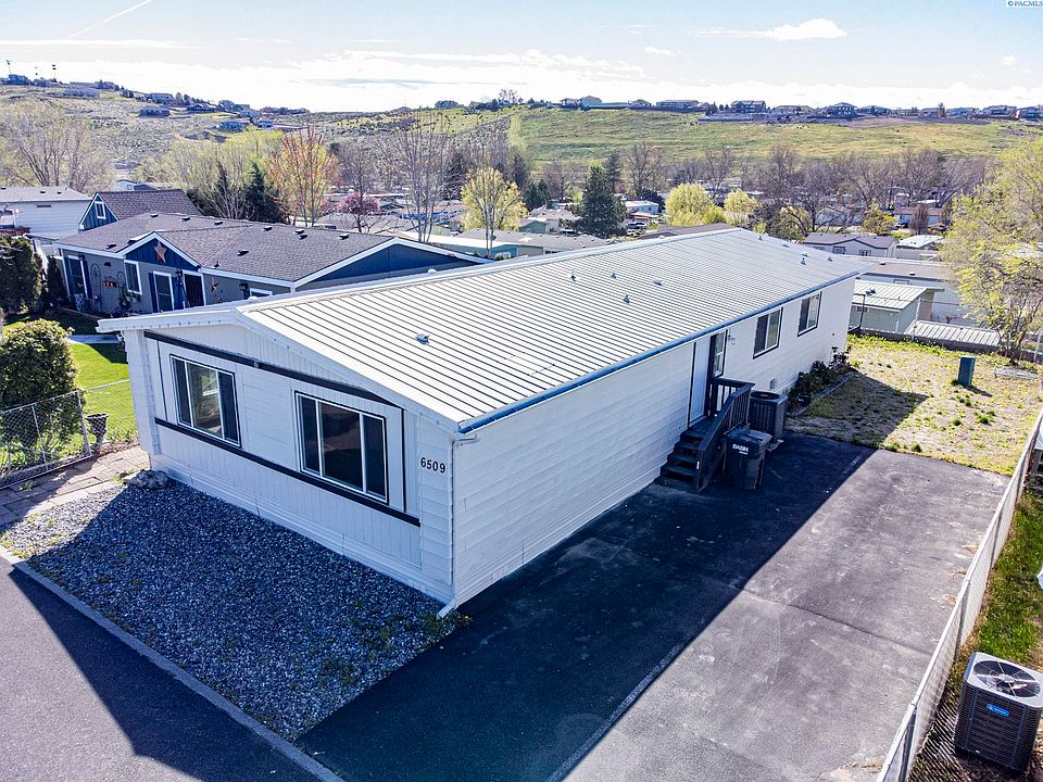 1st image of 6509 James St #643