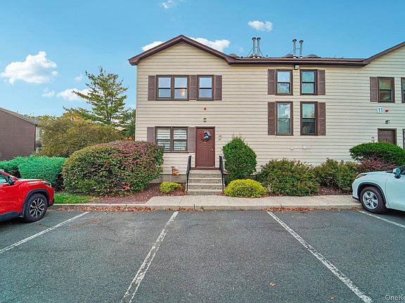 3rd image of 135 W Nyack Road #118