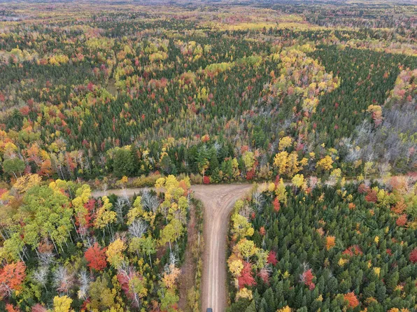 Mitchell Swan Rd, Millbrook, NS B0K 1V0