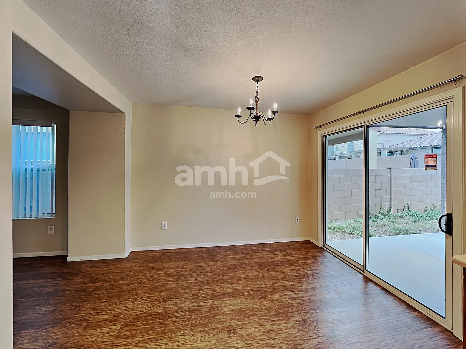 3 bed, 2.0 bath, 1692 sqft, $1,880 — Photo 4