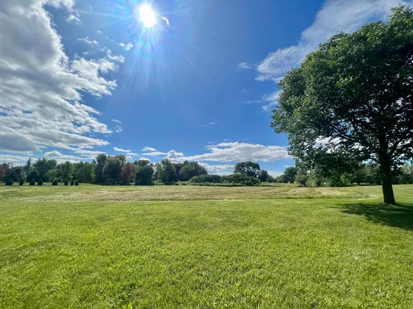 Steeple Dr #17, Appleton, WI 54913