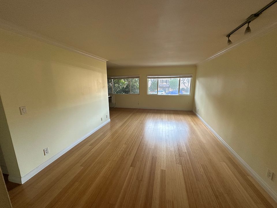 1st image of 1154 S Barrington Ave APT 102
