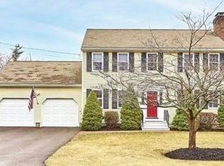 16 Claudine Rd, Leominster, MA 01453