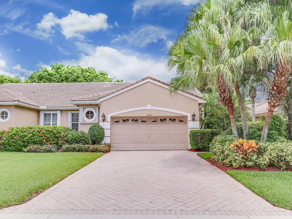 1st image of 4702 Carlton Golf Dr