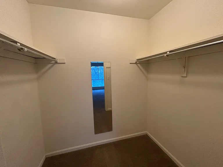 Princeton Circle West Apartments — Photo 21