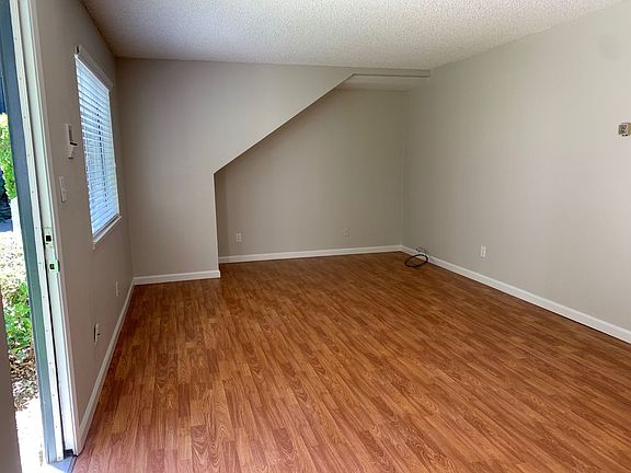 5th image of 1619 G St APT 7
