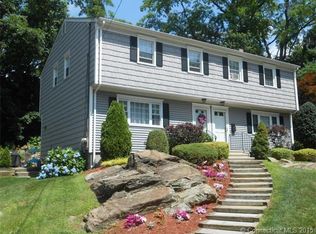 96 Rodgers Rd, Fairfield, CT 06824