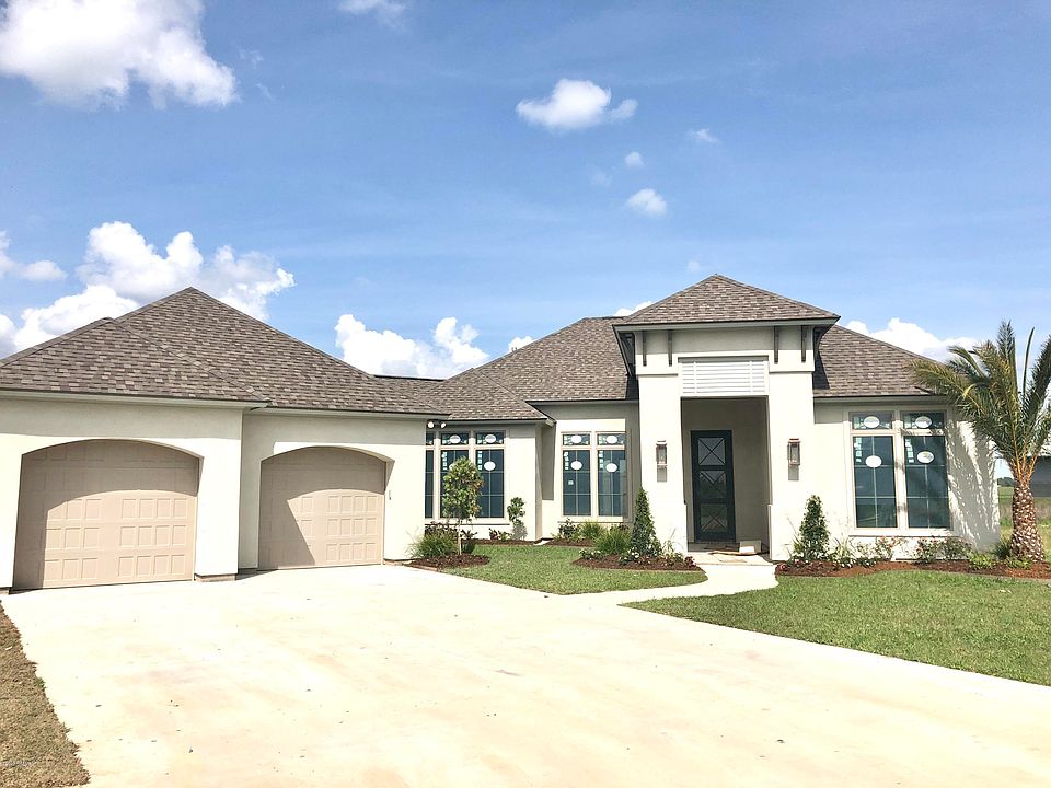 1st image of 103 Lake Fountain Ln