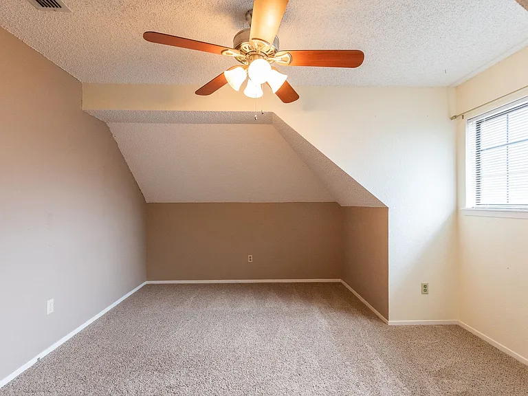 2250 Rim Rock Rd — Photo 43