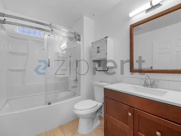 9586 Carroll Canyon Rd #161 — Photo 5
