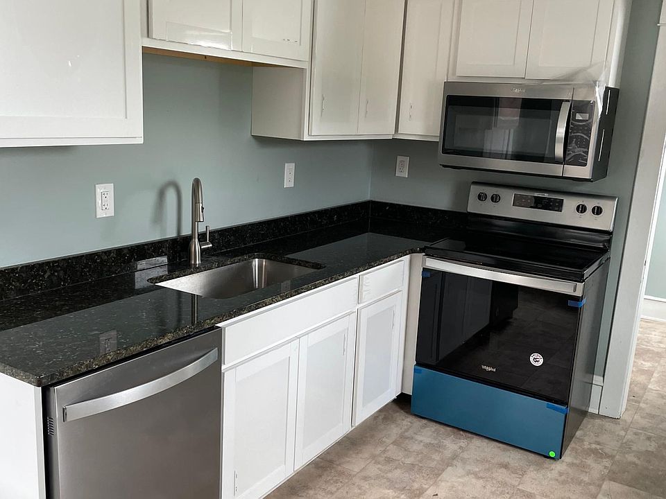 1st image of 960 Wyoming Ave #2