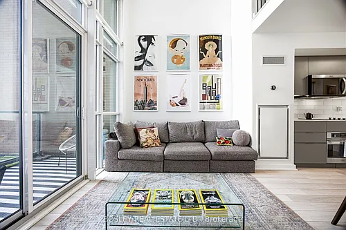 5 Hanna Ave Photo 1