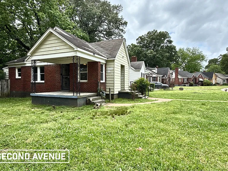 2551 Arlington Ave — Photo 8