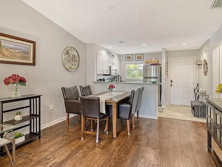 5450 Longwood Run Blvd #202 — Photo 4