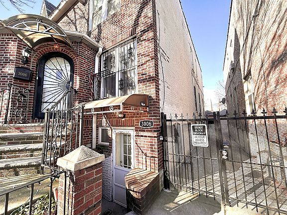 2nd image of 30-06 85th St