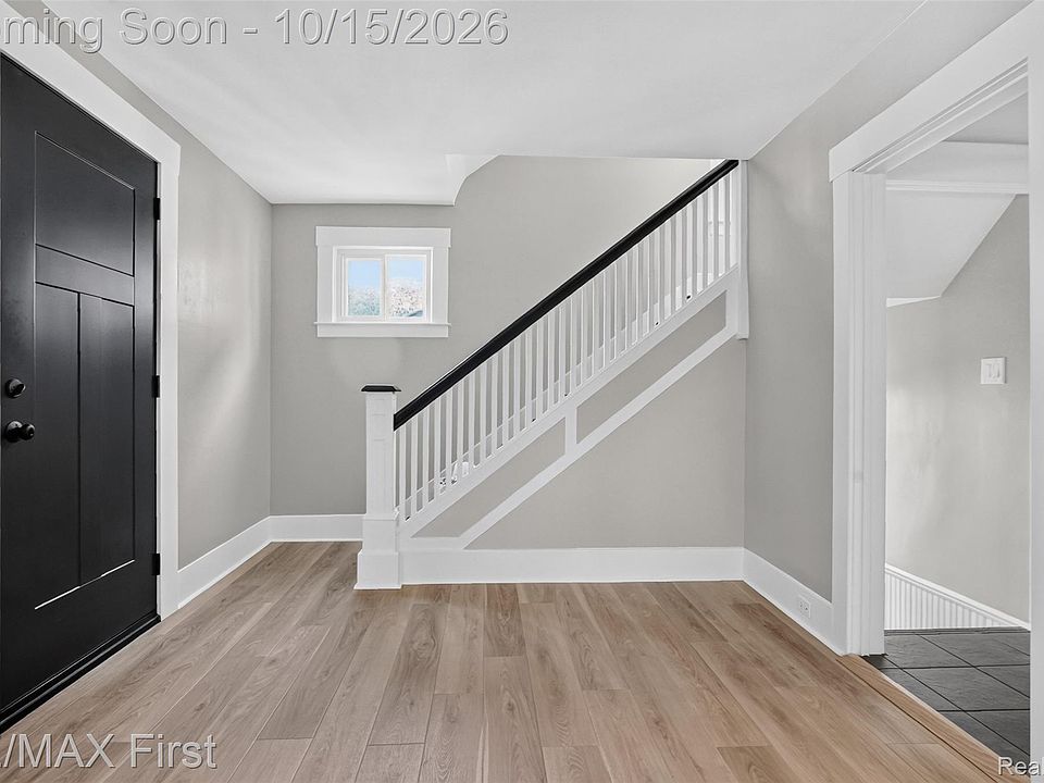 316 Gardenia Ave, photo 10