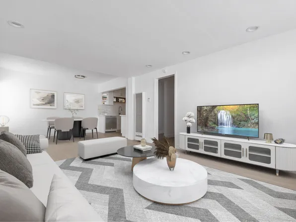 Arlington Square Apartments