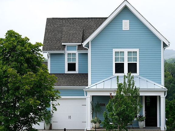 2nd image of 2040 McAvoy Dr