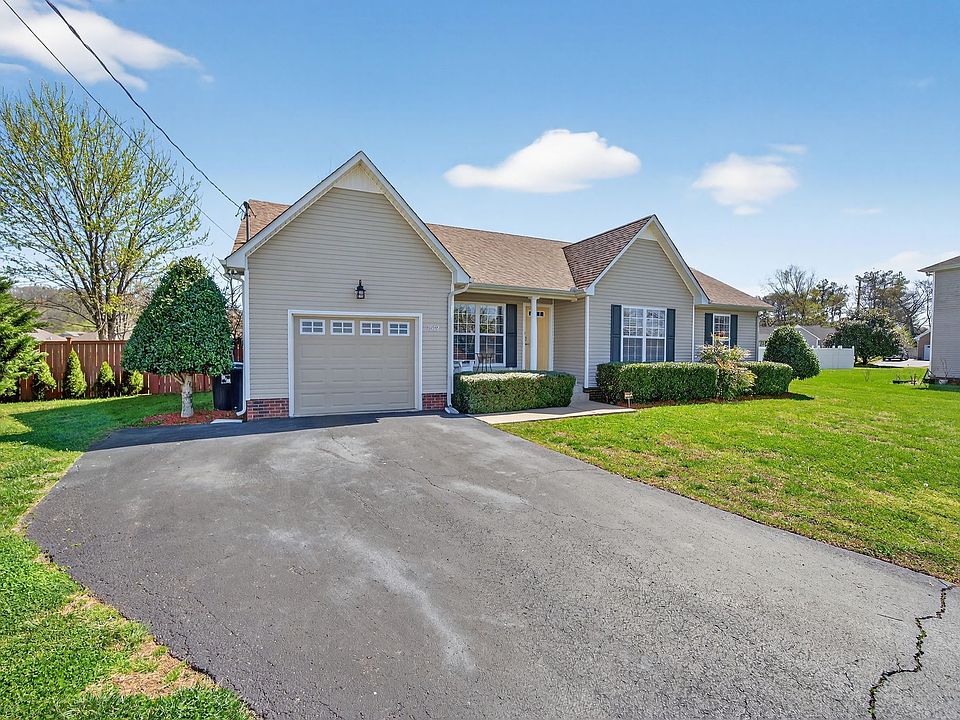 1st image of 1602 Oxford Ct
