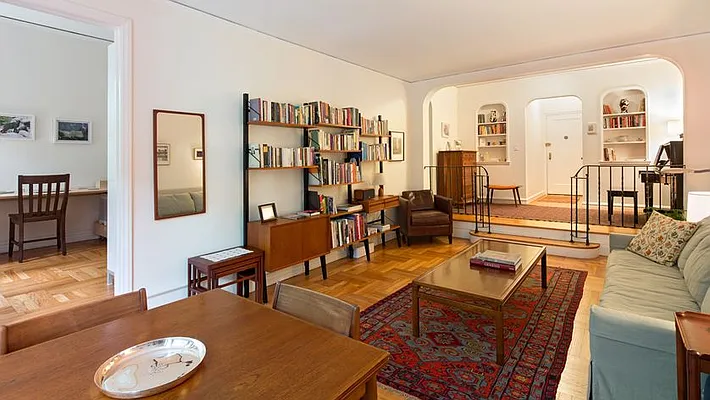 Sold by Park Property Advisors | media 26