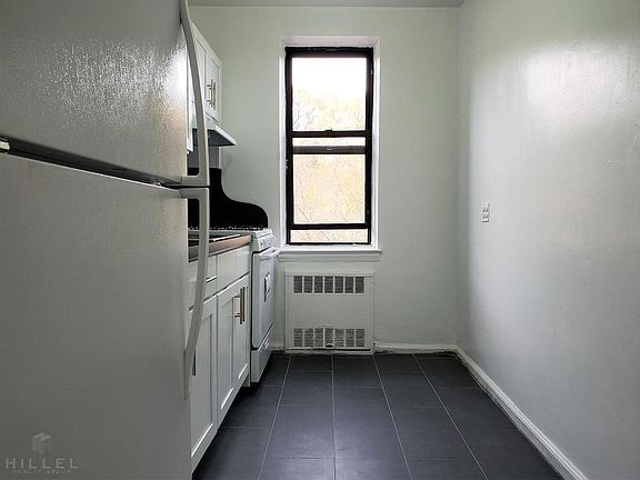 2nd image of 8620 Park Ln S APT 6F