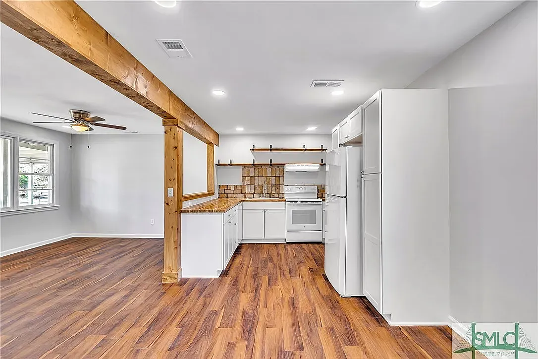 3 bed, 1146 sqft, $2,500 — Photo 3