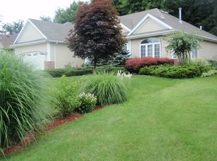 3494 Windshire Dr SE, Grand Rapids, MI 49546