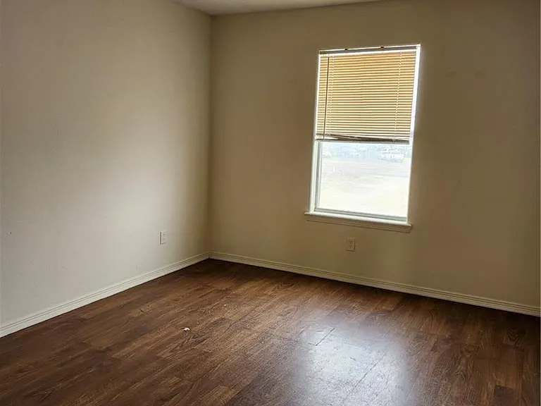 216 Gastel Cir #6 — Photo 6