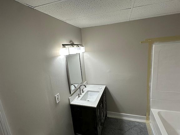 2nd image of 33 Providence St #1