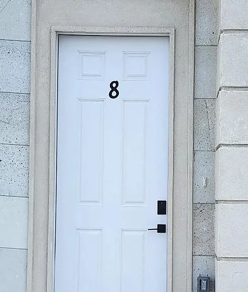Unit Photo