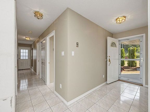 4th image of 6343 Marmot Rd