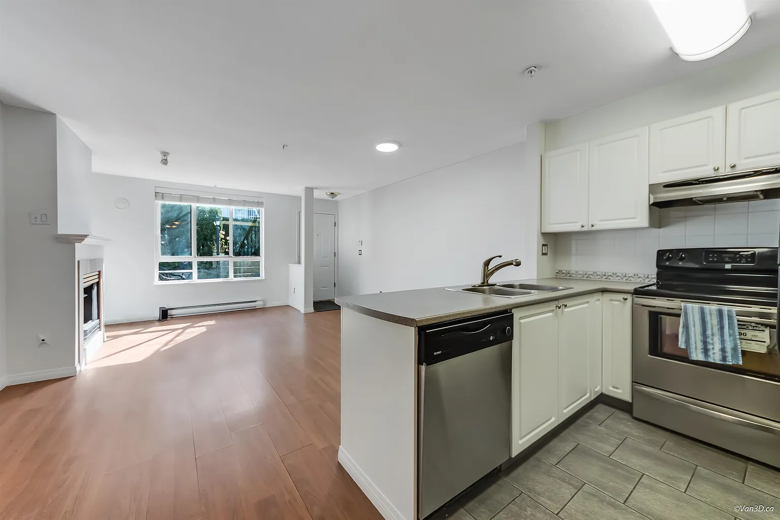 6588 Southoaks Cres #127 photo 1